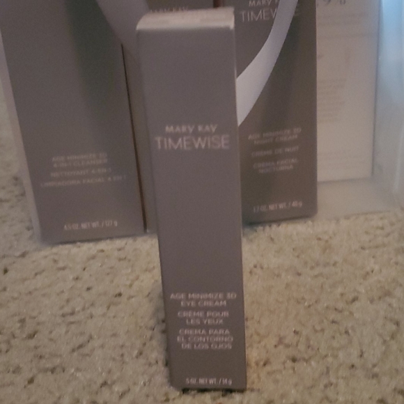 🧼NIB TimeWise Miracle 3D Set🧼 - Picture 5 of 8